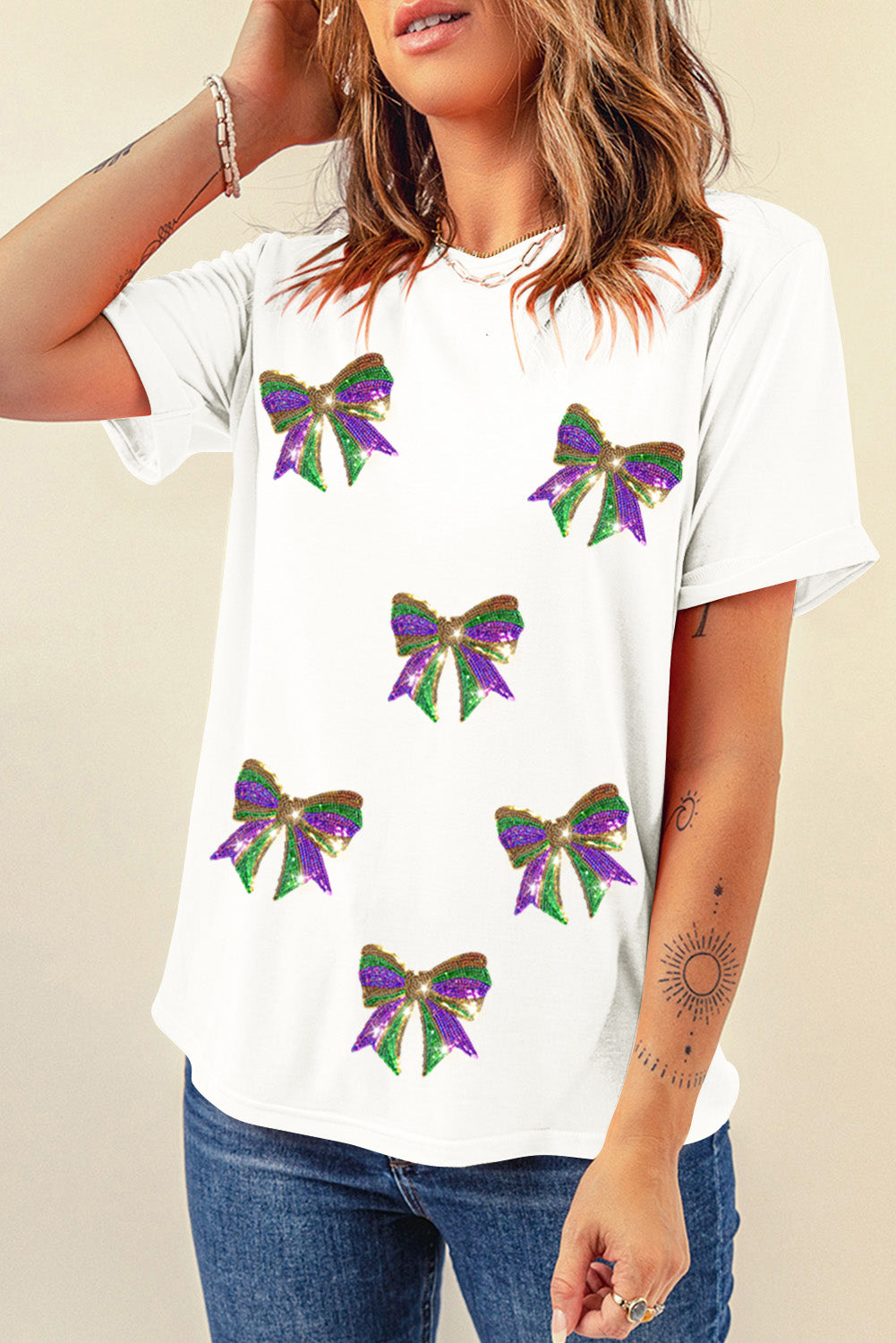 Weißes Rundhals-T-Shirt mit Paillettenschleife