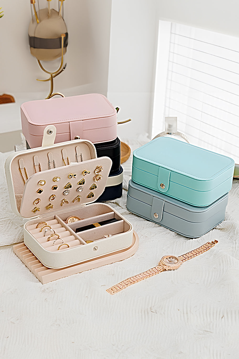Weißer Multi-Schmuck-Organizer