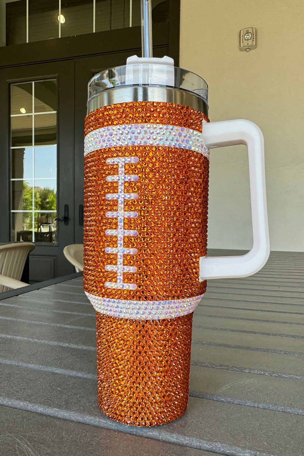 Rugby-Fußball-Becher mit Strasssteinen, 40 oz