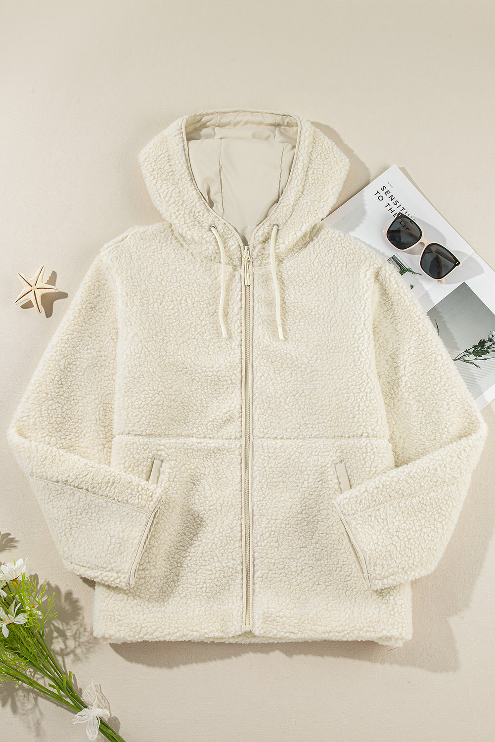 Graue Fleecejacke mit Kapuze