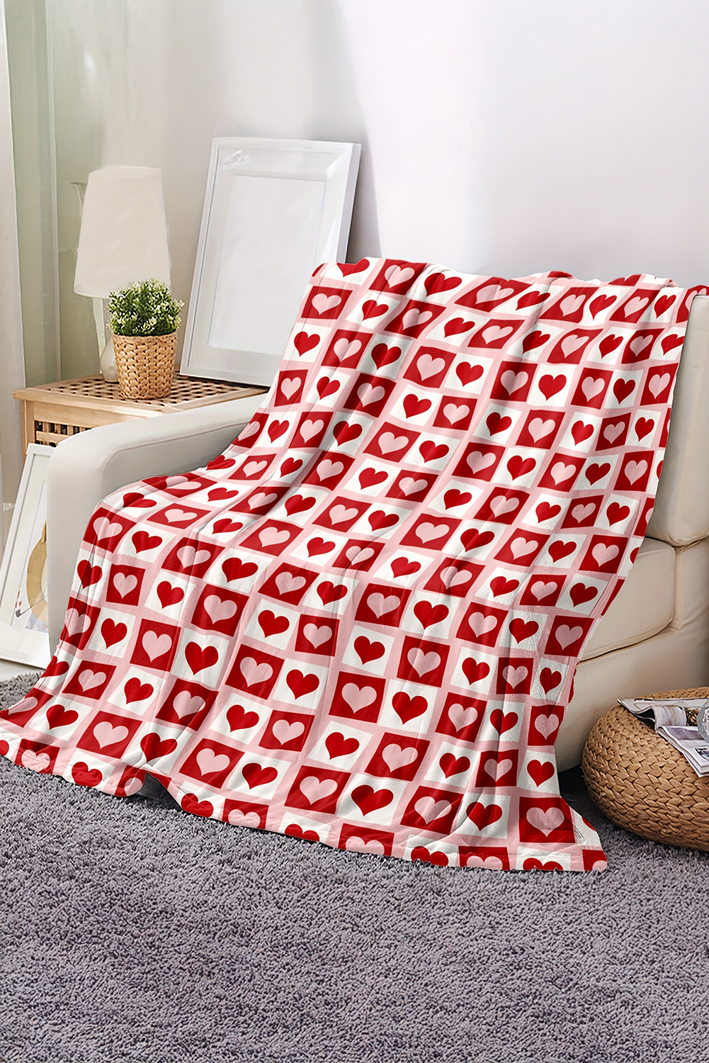 Weiche Decke mit rotem Herz-Print