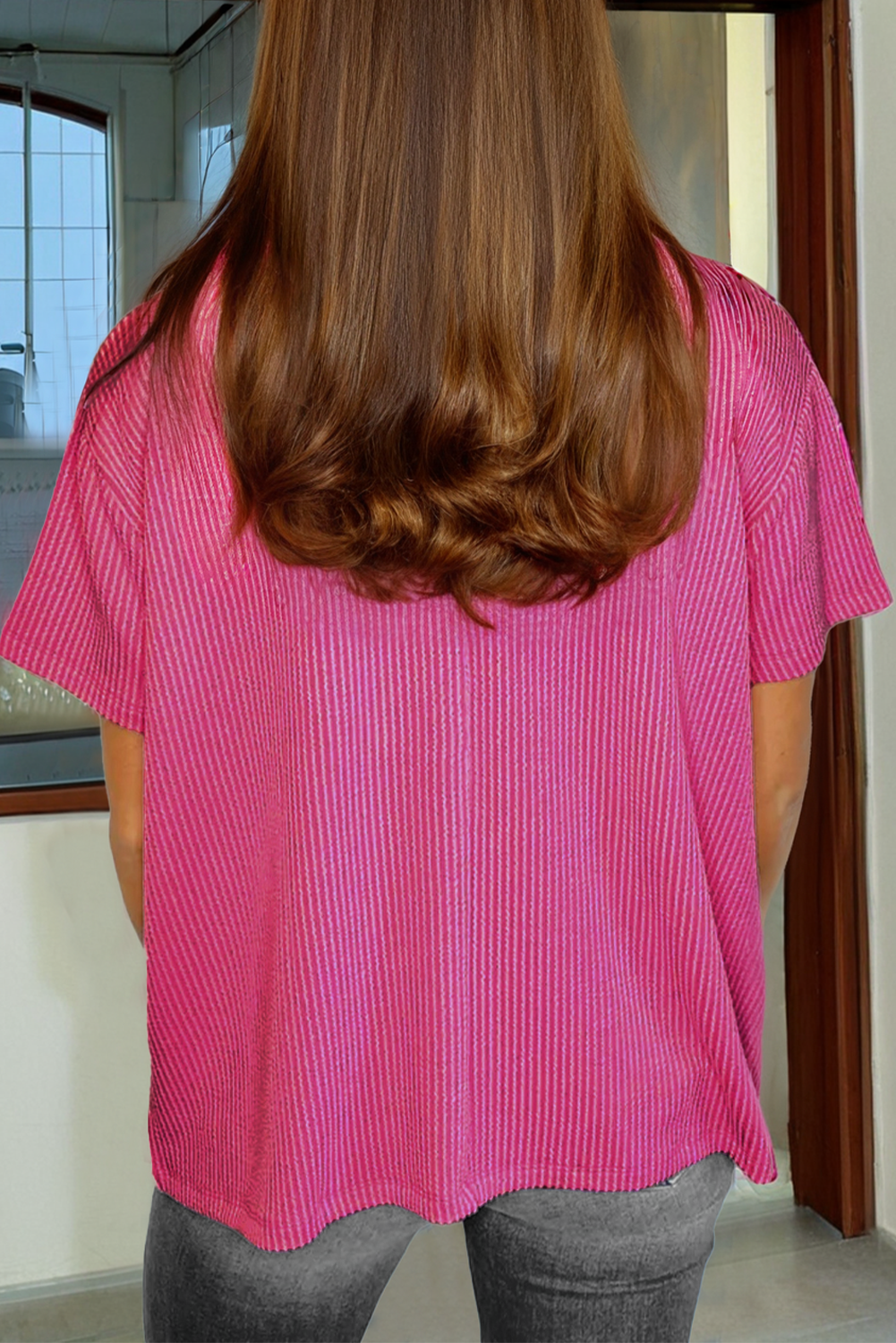 Locker geschnittenes T-Shirt mit Kordelstrick und Taschen
