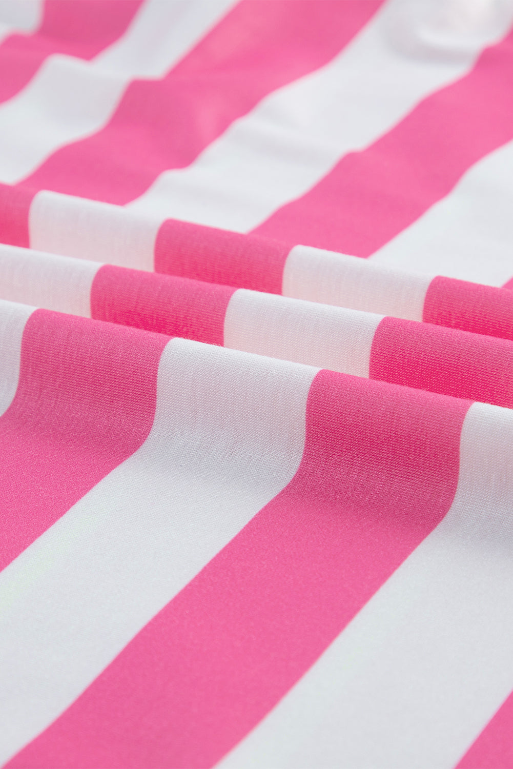 T-Shirt mit Streifen und Kontrast-Patch an den Ärmeln