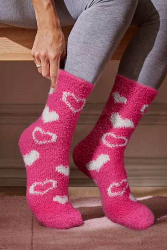 Dicke Socken mit Erdbeer- und Rosaherz