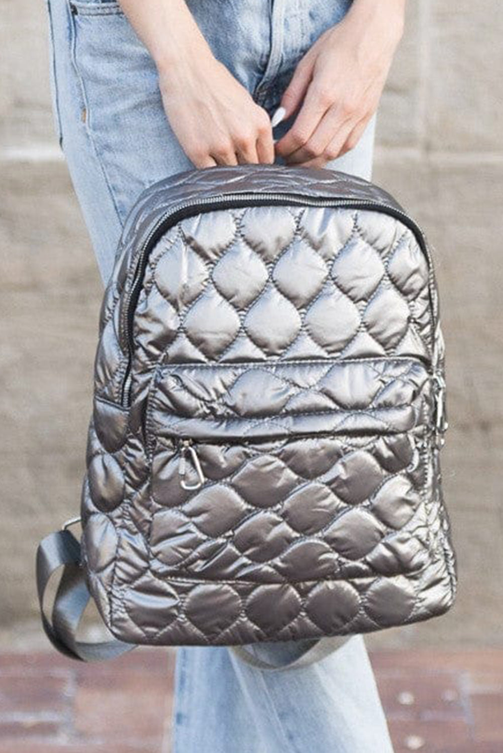 Schwarzer gesteppter Rucksack