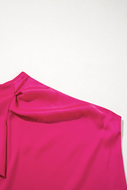 Elegante Bluse mit asymmetrischer Schulterpartie in Erdbeerrosa