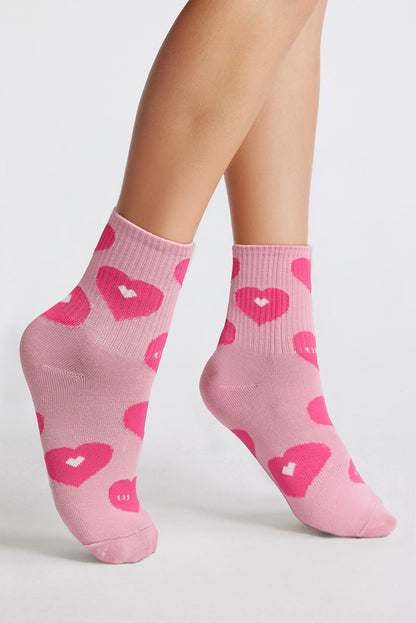 Hellrosa weiche Socken mit Herzmotiv