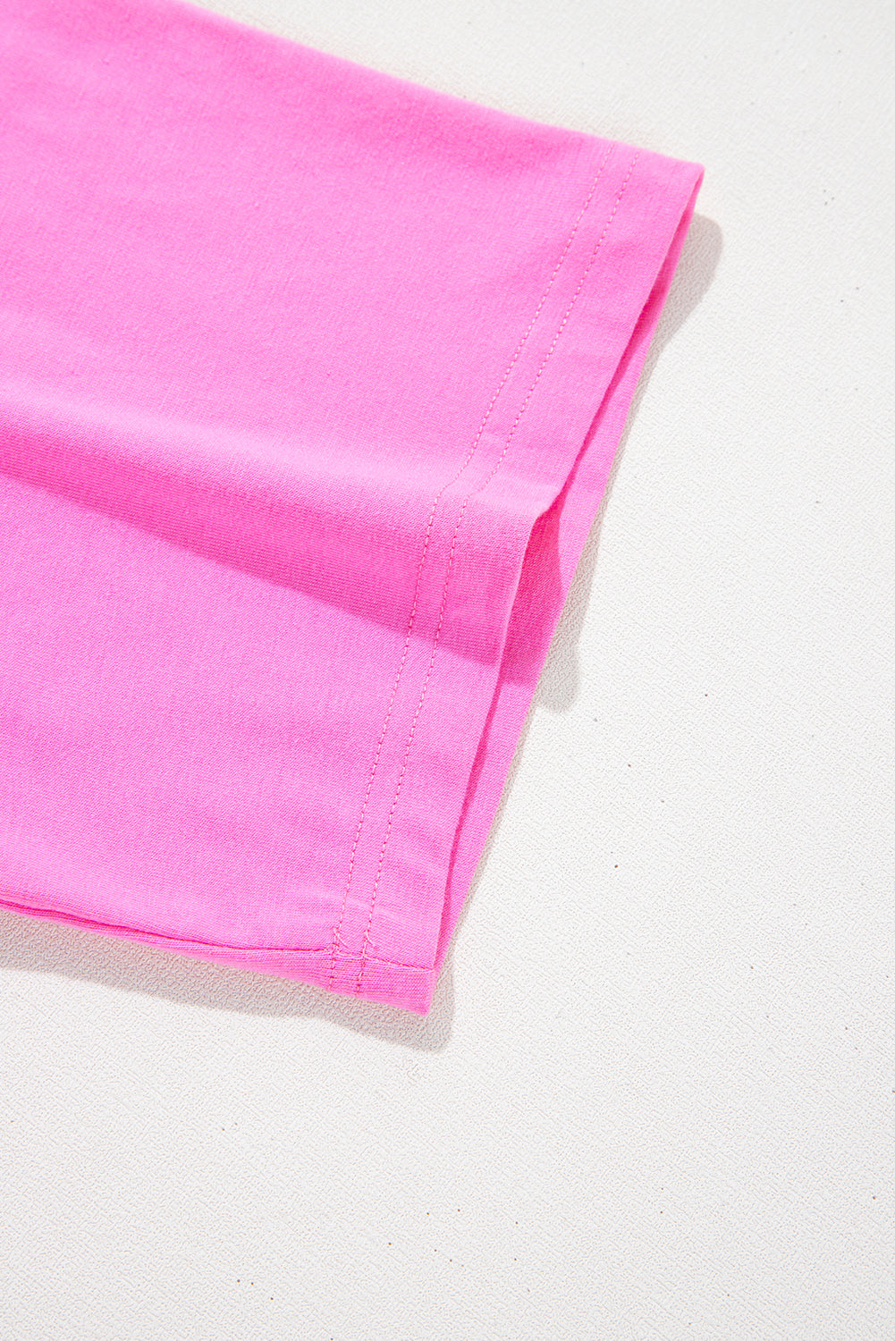 Rosa T-Shirt mit MAMA-Buchstabendruck und Grafik in Übergröße