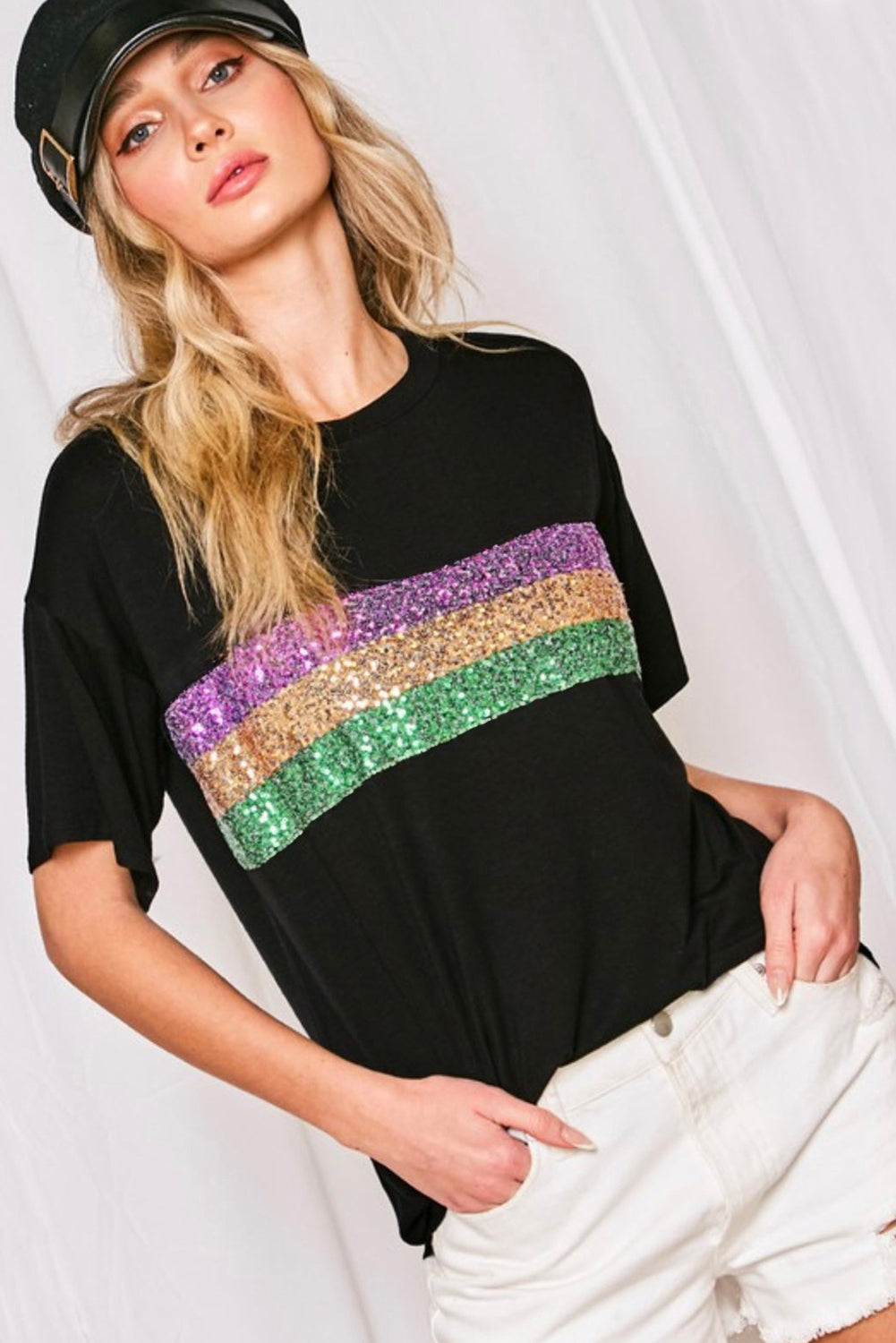 Weißes Mardi Gras T-Shirt mit Paillettenstreifen