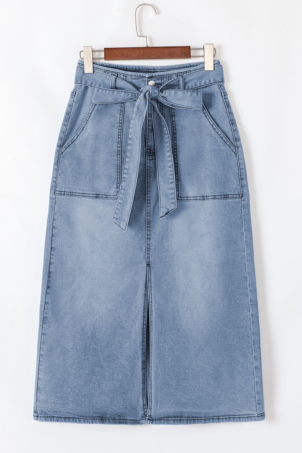 Abendblauer heller Midi-Jeansrock