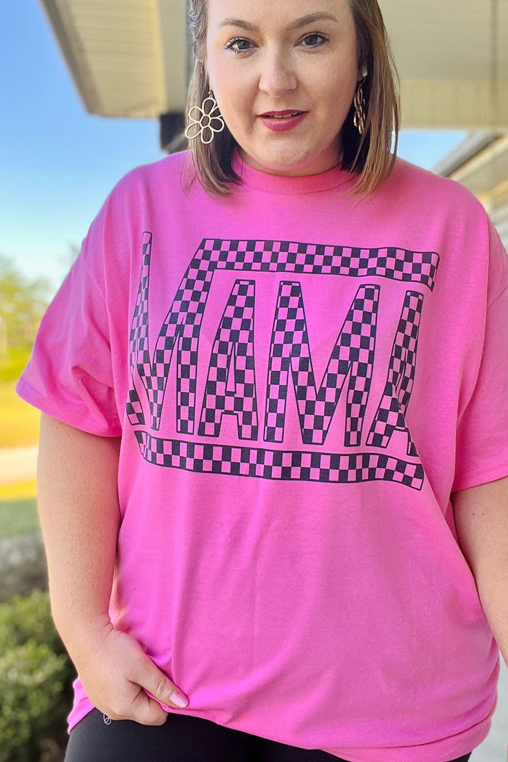 Rosa T-Shirt mit MAMA-Buchstabendruck und Grafik in Übergröße