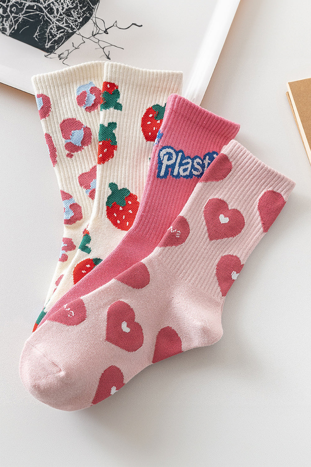 Hellrosa weiche Socken mit Herzmotiv