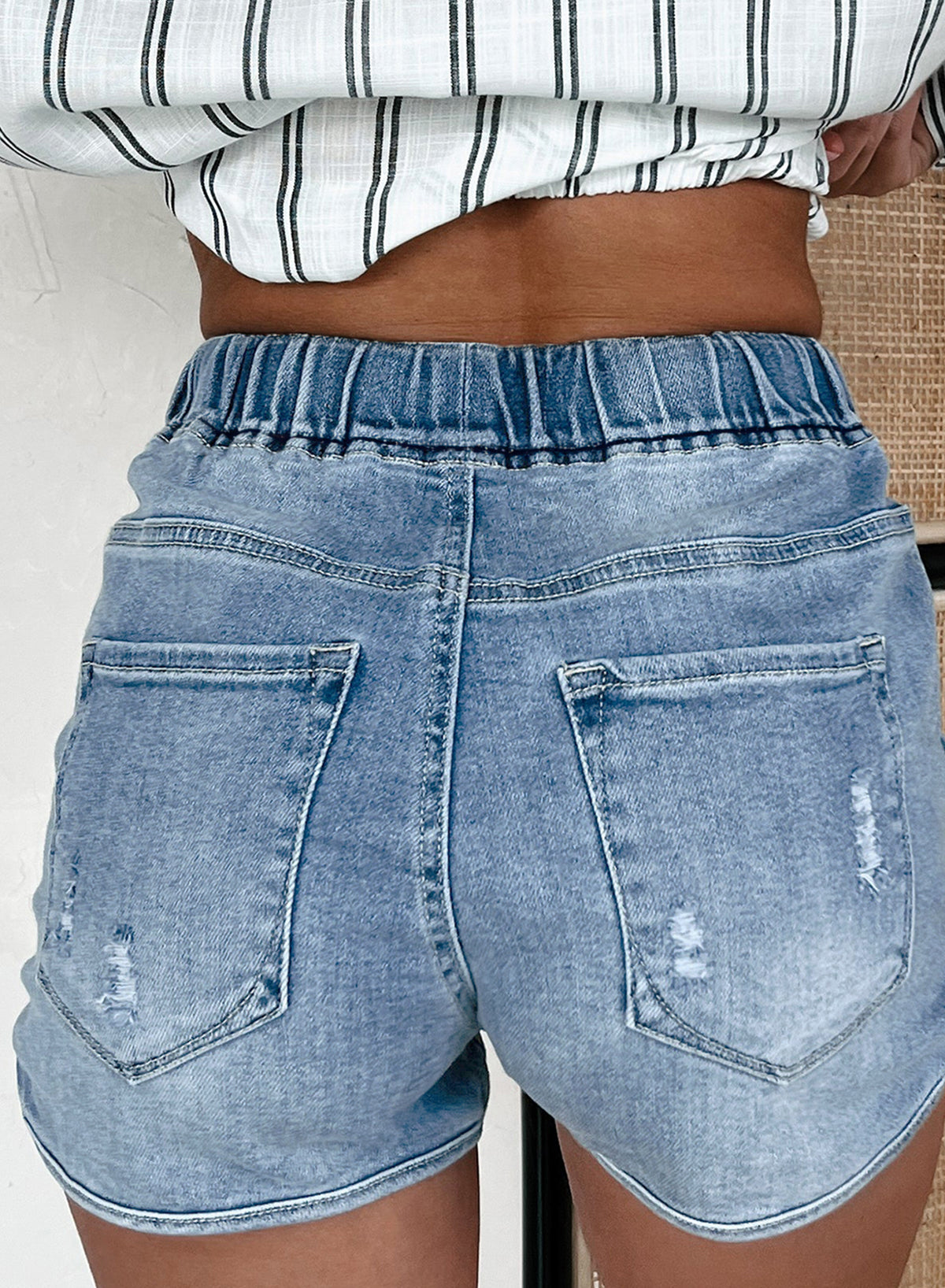 Myosotis Jeansshorts mit hoher Taille