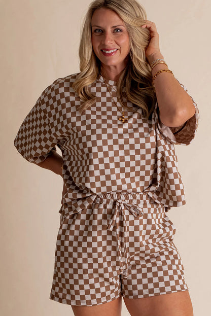 Braunes Shorts-Set mit Schachbrettmuster in Übergröße